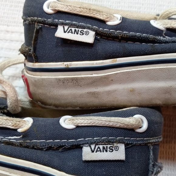 Vans Off The Wall Canvas Laced Shoe - Picture 8 of 14